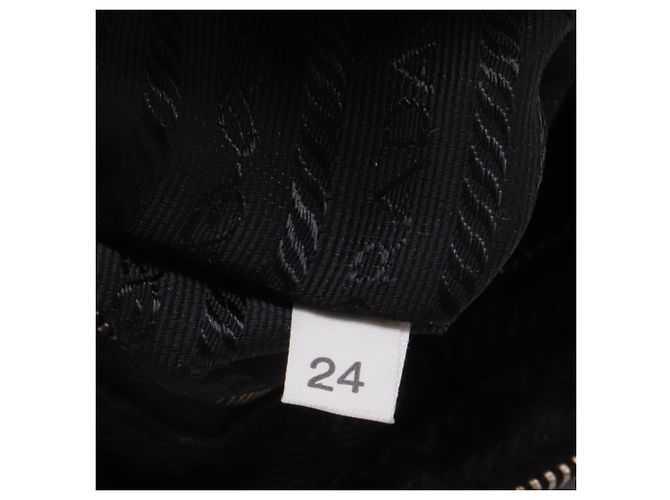Borsa a spalla con zip Prada Re-Nylon in nylon nero - vista 9