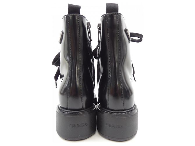 Prada gebürstete Lederstiefel Schwarz - Ansicht 5