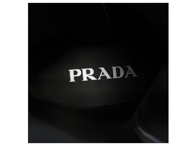 Prada gebürstete Lederstiefel Schwarz - Ansicht 6