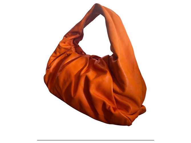 Bottega Veneta The Shoulder Pouch Arancione in Pelle - vista 2