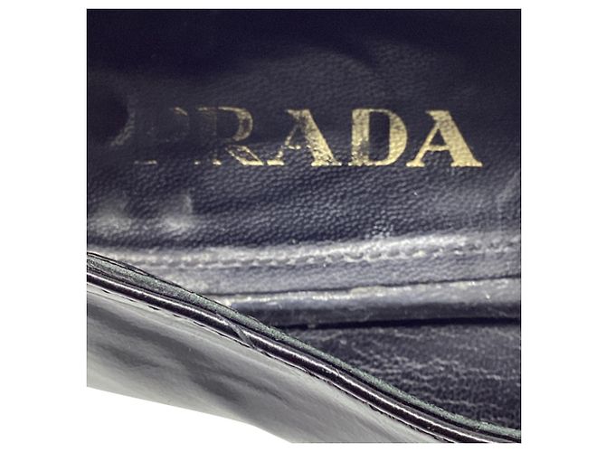 Mocassini stringati Prada in pelle verniciata nera Nero - vista 11