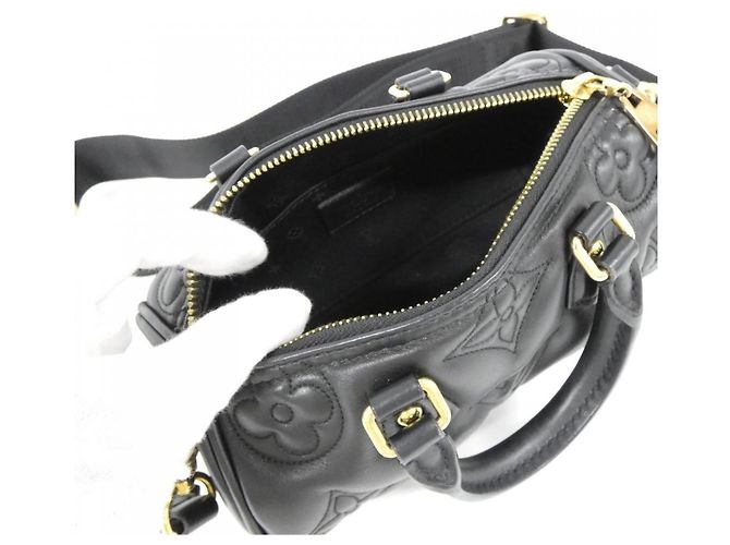 Borsa a Spalla Louis Vuitton Bubblegram Papillon BB M59800 Nero - vista 8