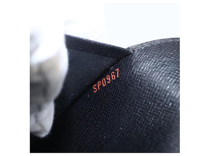 CUBIERTA DE AGENDA MM EPI NEGRA LOUIS VUITTON R20042 LV Auth BA9435 Negro - vista 12