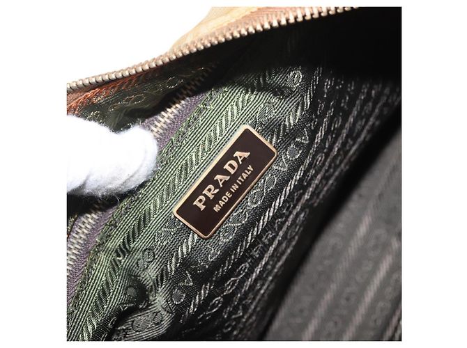 Borsa a Spalla PRADA Nylon Beige Oro Auth 160150 D'oro - vista 19