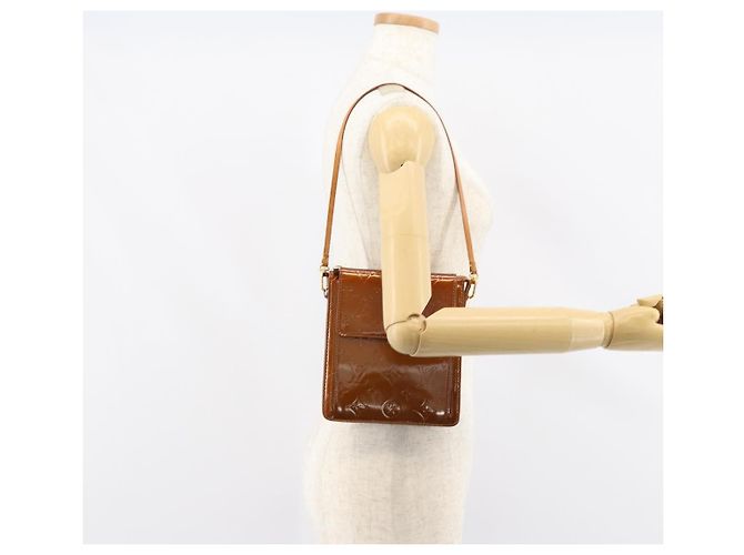 LOUIS VUITTON Bolsa Accesorio Motto Monogram Vernis Bronce M91138 Auth 160428 - vista 22