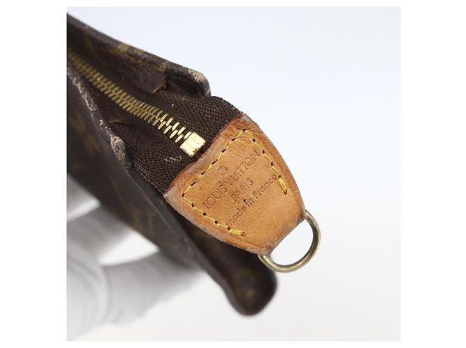 Bucket LOUIS VUITTON Monogramma Secchiello GM Pochette Accessorio LV Auth 159225 - vista 8
