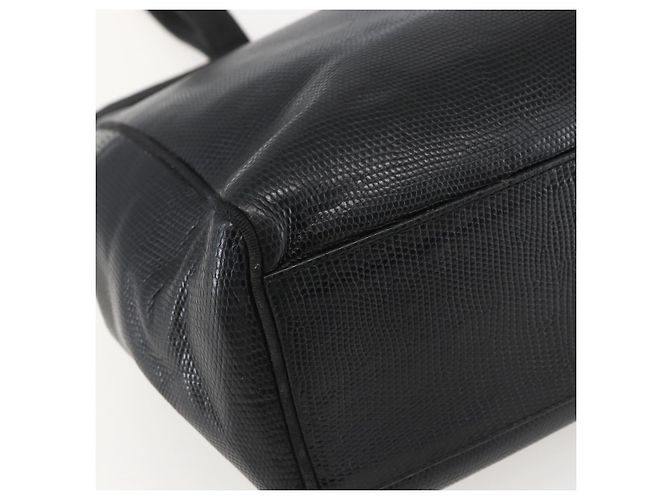 Borsa Tote Vala in pelle nera e oro Salvatore Ferragamo Auth am10419 Nero D'oro - vista 14