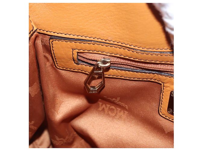 Borsa a Spalla in Pelle MCM Vicetos Logogram Marrone Oro Auth gh1463 D'oro - vista 20