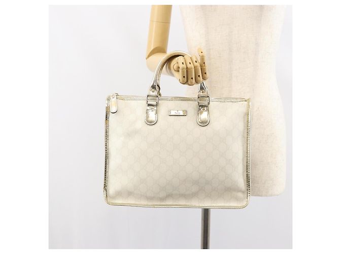 Borsa GUCCI GG Supreme in pelle PVC bianca e oro 190259 Auth 159013 Bianco D'oro - vista 23