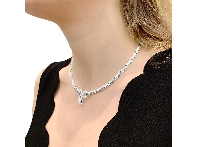 Collana Cartier 'Agrafe' in oro bianco e diamanti. - vista 6