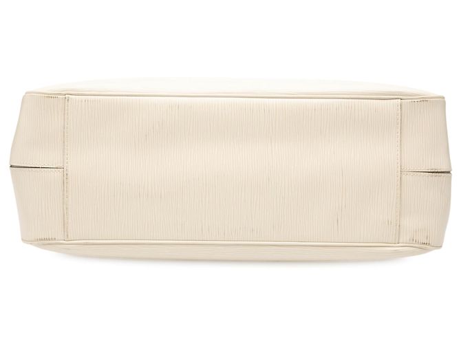 Louis Vuitton Passy GM in Epi Bianco - vista 3