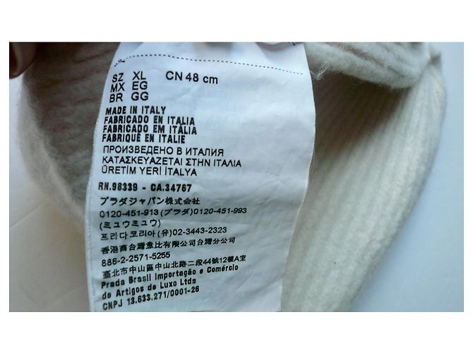 PRADA Berretto in Lana di Cashmere Ecru con Placca Logo TBE XL 48 cm Bianco sporco - vista 7