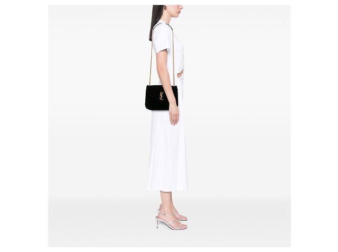 Saint Laurent – LouLou Monogram in velluto matelassé nero | Small - vista 7
