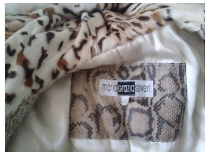 Autre Marque Abrigo largo de lana beige Maria Grazia Severi con piel sintética - vista 18
