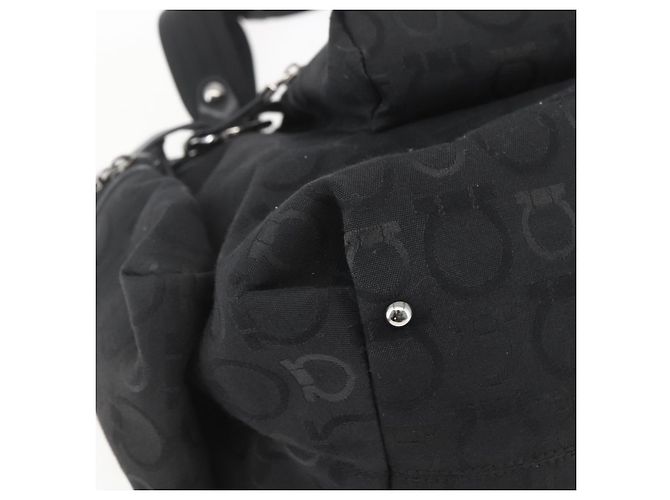 Gancini Tote Bag aus Nylon in Schwarz und Silber von Salvatore Ferragamo Auth BA9401 - Ansicht 14