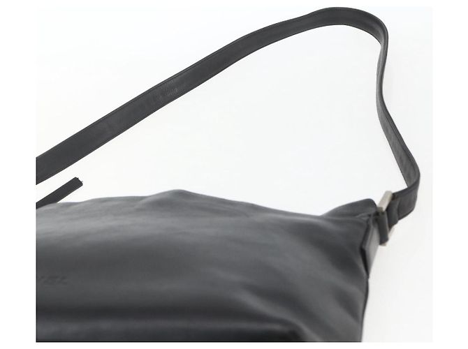 Borsa a Spalla CHANEL in Pelle Nera Argento CC Auth BA9339 Nero - vista 8