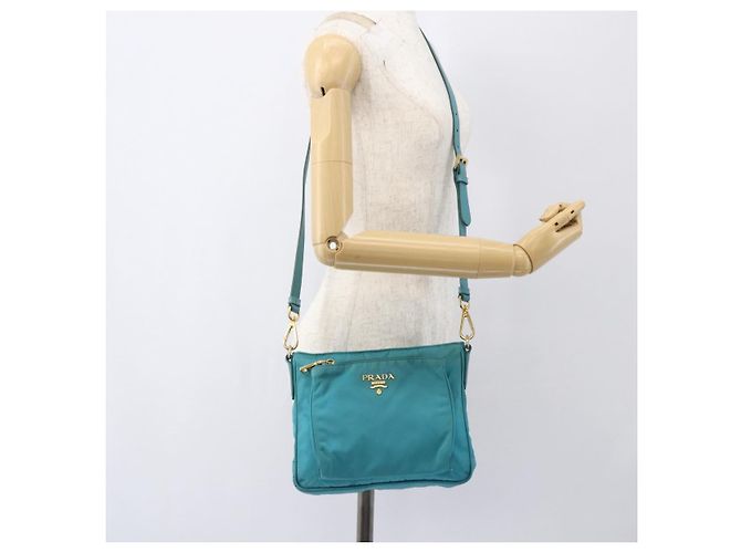 Borsa a Spalla PRADA Nylon Azzurro Chiaro Oro Auth 159589 D'oro Blu chiaro - vista 24