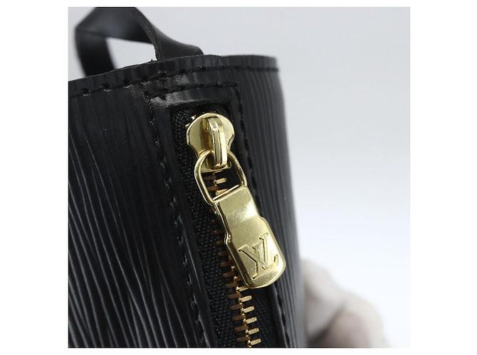 LOUIS VUITTON Pochette Soufflot Epi Nera LV Auth BA9438 Nero - vista 10