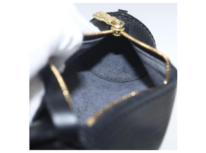 LOUIS VUITTON Pochette Soufflot Epi Nera LV Auth BA9438 Nero - vista 18