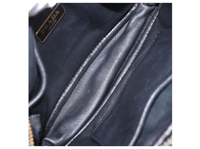 Borsa a Spalla PRADA in Pelle Nera Oro Auth 161530V Nero D'oro - vista 10