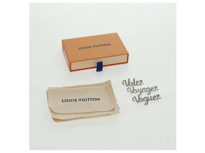 Louis Vuitton BROOCH VolezVoguezVoyagez in metallo argento M62507 LV Auth 162715M - vista 12