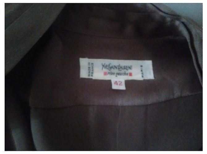 Blusa Yves Saint Laurent de seda taupe - vista 6