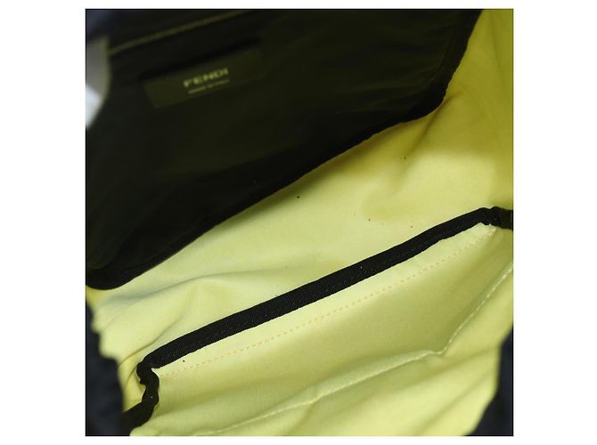 FENDI Zucca Canvas Schultertasche aus Nylon in Weiß Silber authentisch am10182V - Ansicht 11