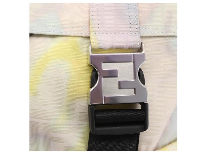 FENDI Zucca Canvas Schultertasche aus Nylon in Weiß Silber authentisch am10182V - Ansicht 19