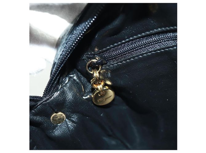 Borsa a spalla Salvatore Ferragamo in pelle verniciata nera e oro Auth ka1226 Nero D'oro - vista 22