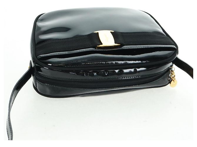 Borsa a spalla Salvatore Ferragamo in pelle verniciata nera e oro Auth ka1226 Nero D'oro - vista 7