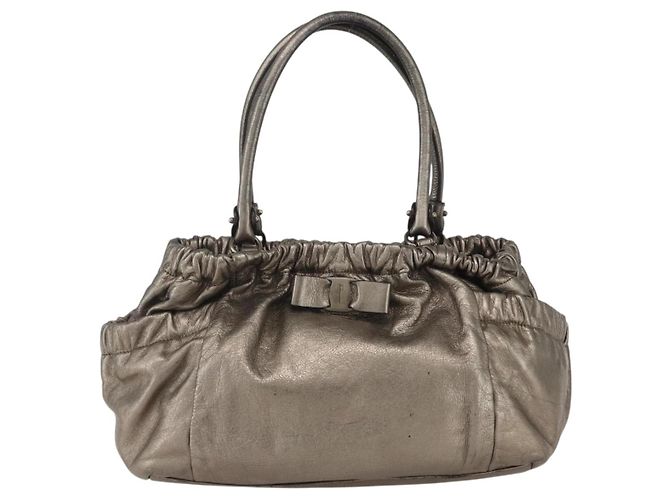 Borsa a mano Vala in pelle dorata Salvatore Ferragamo Auth 159256 - vista 13