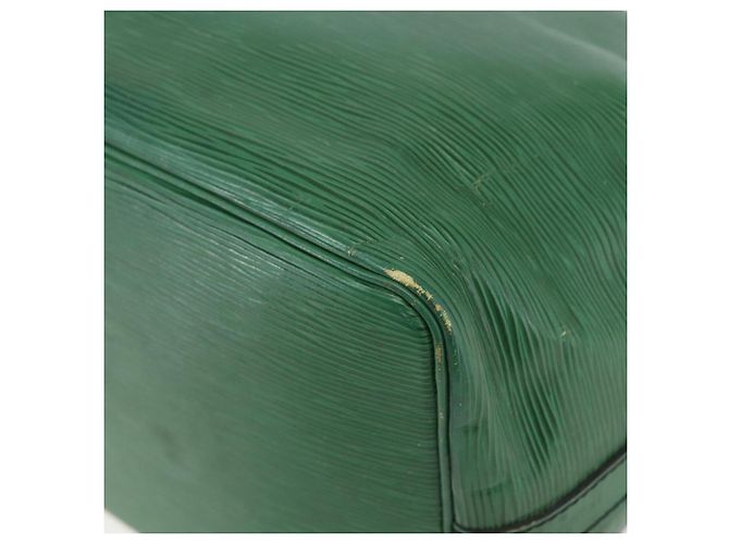 Noe LOUIS VUITTON Borsa a Spalla Petit Noé Epi Verde M44104 LV Auth 159386 - vista 15