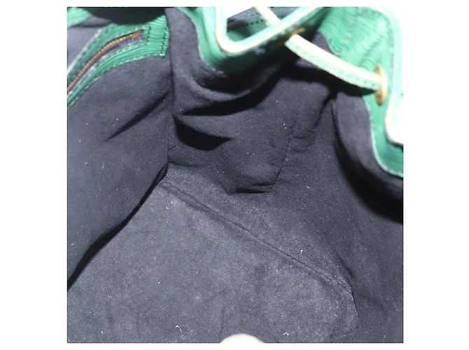 Noe LOUIS VUITTON Borsa a Spalla Petit Noé Epi Verde M44104 LV Auth 159386 - vista 18
