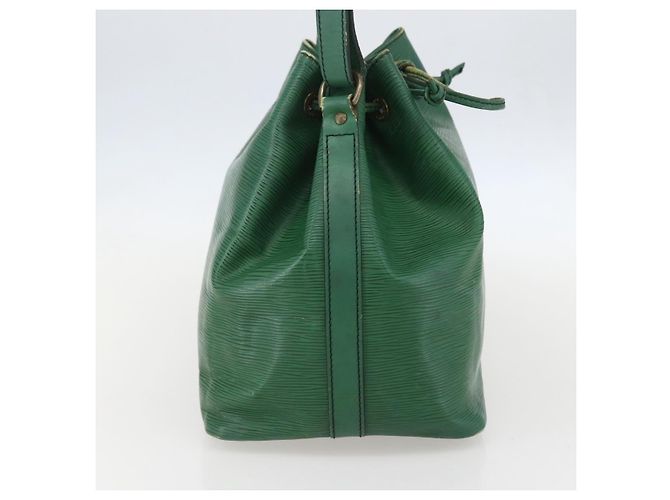 Noe LOUIS VUITTON Borsa a Spalla Petit Noé Epi Verde M44104 LV Auth 159386 - vista 3