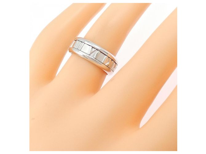 Tiffany & Co Anello Tiffany Atlas in Oro Bianco D'oro - vista 4