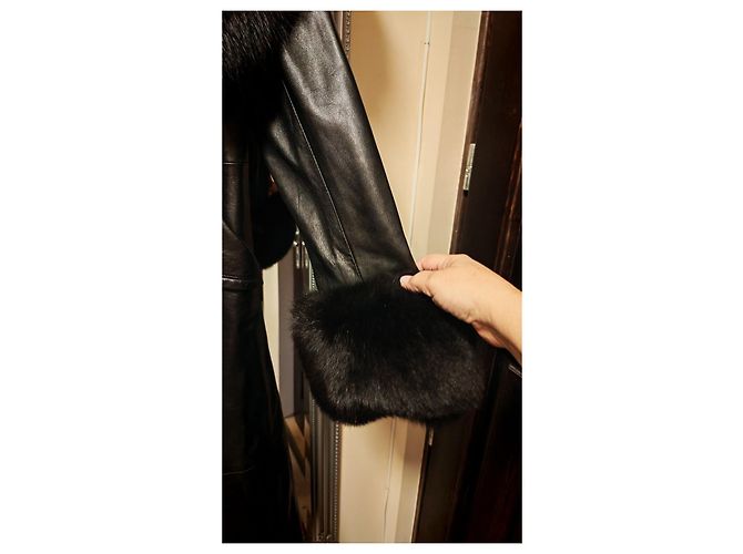 Autre Marque Abrigo largo de cuero negro Lucia Rossi con cuello de piel - vista 4