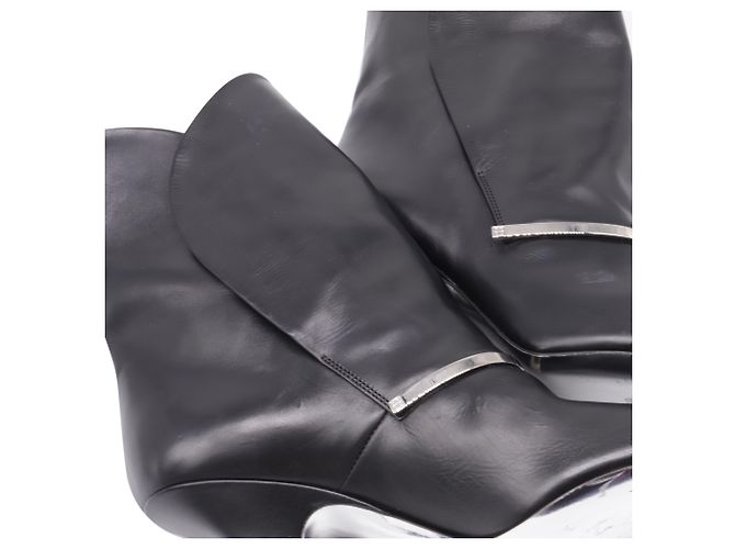 Stivaletti a punta decorati Givenchy in pelle nera Nero - vista 7