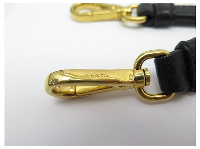 NUEVA ASAS DE HOMBRO PRADA PARA BOLSO DE CUERO NEGRO Y DORADO - vista 3
