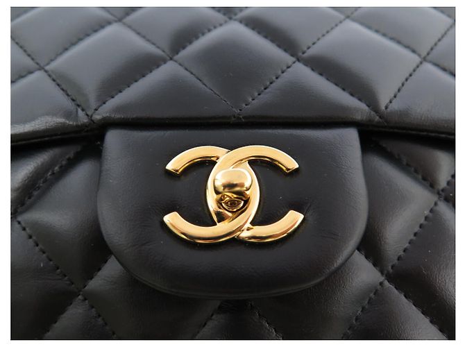 BORSA CHANEL GRAND CLASSIQUE TIMELESS JUMBO IN PELLE QUILTED NERA Nero - vista 6