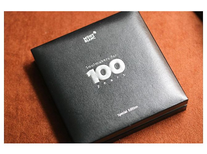 Montblanc stylo à bille Soulmakers for 100 years résine noire - vue 2