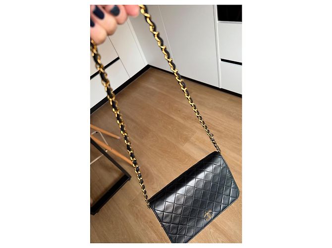 Wallet On Chain Borsa Chanel Single Flap nera in pelle d'agnello e pelliccia Nero - vista 10