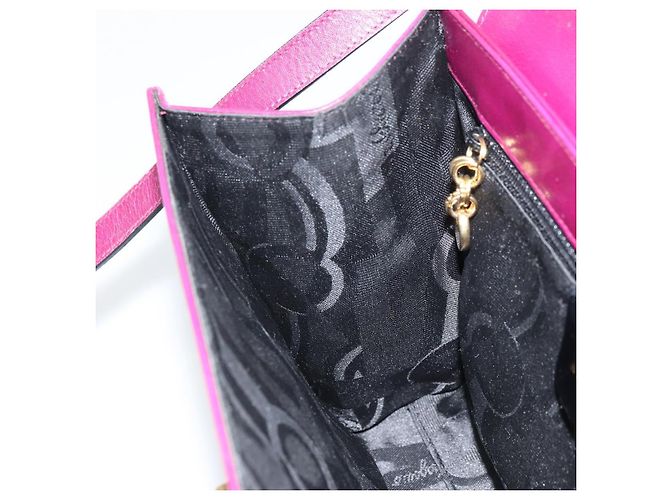 Borsa a Spalla Gancini in Pelle Viola e Oro Auth 159368 di Salvatore Ferragamo D'oro Porpora - vista 19