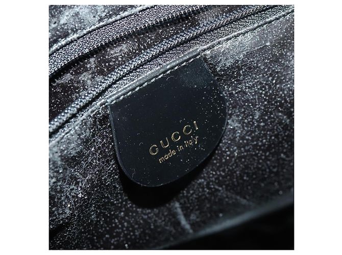GUCCI Shoulder Bag Enamel Black Gold 001 1075 1650 0 Auth 156856 Golden - vista 21