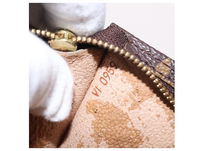 Bucket LOUIS VUITTON Monogramma Secchiello PM Pochette Accessorio LV Auth 160344 - vista 12