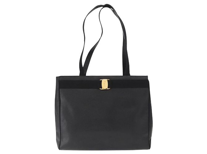 Borsa Tote Vala in pelle nera e oro Salvatore Ferragamo Auth gh1481 Nero D'oro - vista 13