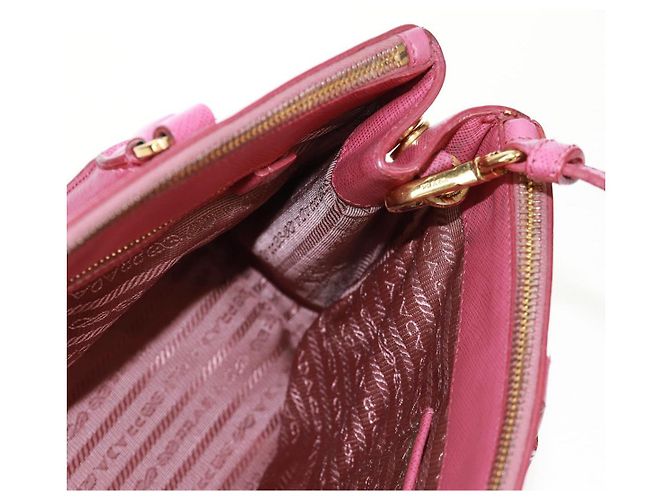 Saffiano PRADA Galleria Borsa a Mano in Pelle Safiano 2 in 1 Rosa Oro Auth 159946 D'oro - vista 24