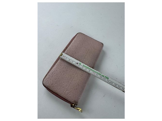 Vintage Loewe Madrid Zippy Leather monogram Wallet Pink - view 9