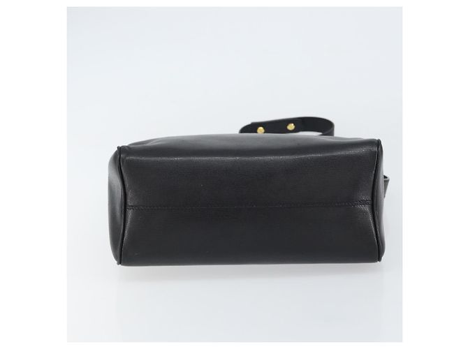 Céline Borsa a Spalla CELINE Circle in Pelle Nera e Oro Auth 159233 Nero D'oro - vista 5