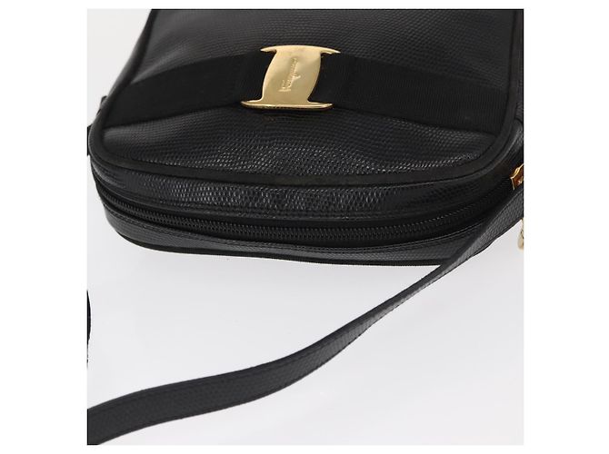 Borsa a Spalla Vala in Pelle Nera e Oro Salvatore Ferragamo Auth gh1483 - vista 6
