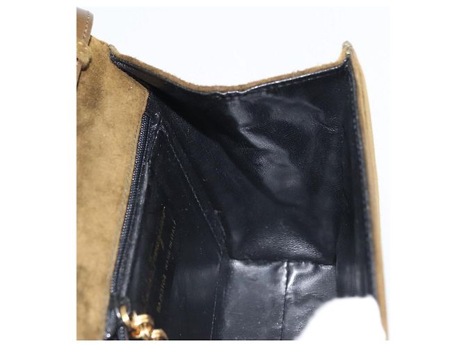 Borsa a Spalla Salvatore Ferragamo Vala in Pelle Scamosciata 2 in 1 Verde Oro Auth BA9381 - vista 20